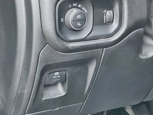 Used 2021 RAM 1500 Big Horn AWD/4WD image 10