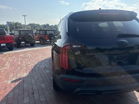 Used 2020 Kia Telluride SX FWD image 10