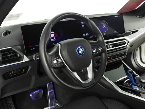 Certified 2023 BMW i4 eDrive35 w/ Premium Package RWD image 31