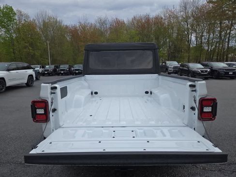 New 2026 Jeep Gladiator Mojave AWD/4WD image 21