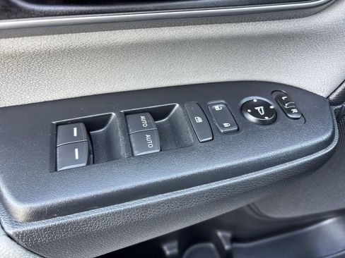 Used 2020 Honda CR-V EX image 17