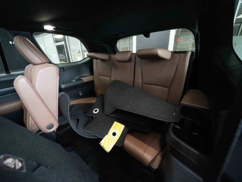 Used 2024 Toyota Grand Highlander MAX Platinum image 24