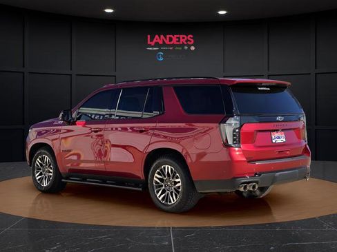 Used 2025 Chevrolet Tahoe Z71 w/ Z71 Off-Road Package image 2