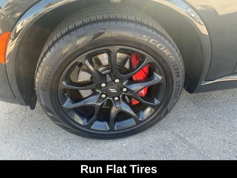 Certified 2021 Dodge Durango R/T w/ Tow 'N Go Package image 38