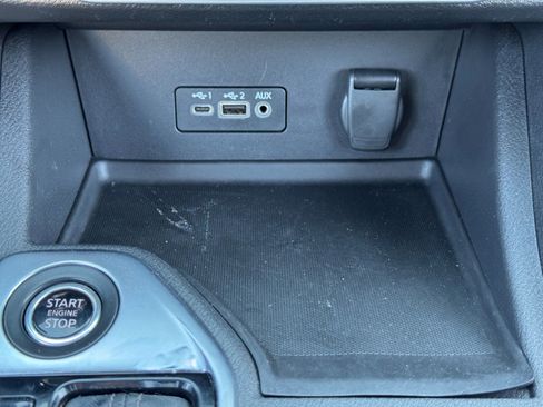 Used 2022 Nissan Sentra SV w/ All-Weather Package FWD image 25