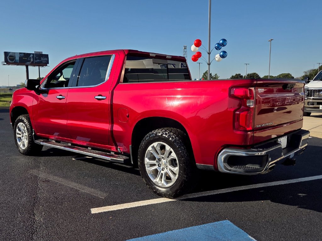 Used 2023 Chevrolet Silverado 1500 LTZ AWD/4WD image 7