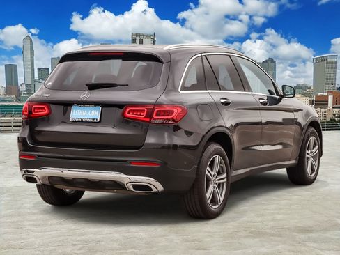Used 2022 Mercedes-Benz GLC 300 image 4
