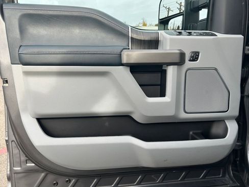 Used 2022 Ford F350 Limited w/ FX4 Off-Road Package image 22