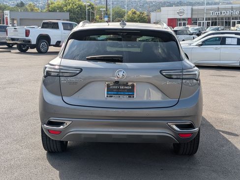 Certified 2022 Buick Envision Avenir w/ Technology Package II AWD/4WD image 5