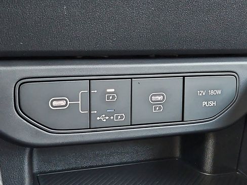 Certified 2025 Kia K4 FWD image 17