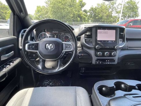 Used 2024 RAM 3500 Big Horn AWD/4WD image 17