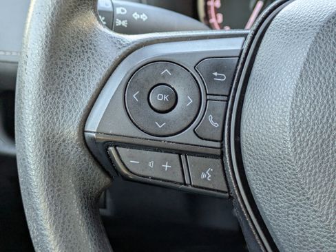 Used 2023 Toyota RAV4 XLE image 32