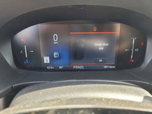 New 2025 Ford Escape SE FWD image 13