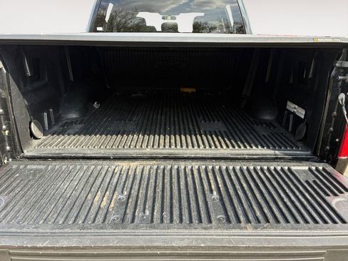 Used 2016 Ford F150 XLT AWD/4WD image 18