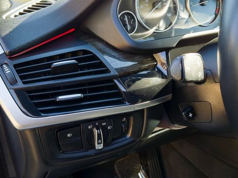 Used 2018 BMW X5 sDrive35i w/ M Sport Package image 13