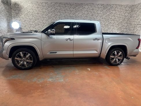 Used 2022 Toyota Tundra Capstone AWD/4WD image 4