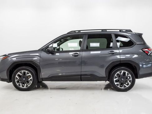 Used 2025 Subaru Forester Premium AWD/4WD image 26