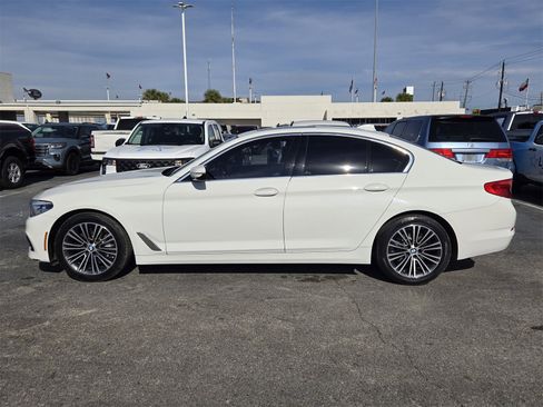 Used 2019 BMW 530i w/ Convenience Package image 4