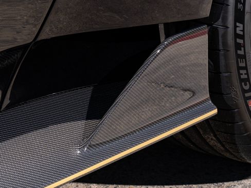 Used 2024 Aston Martin Valour image 25