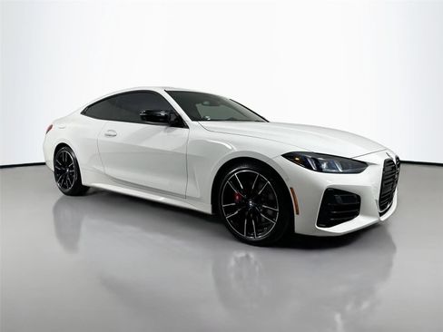 New 2026 BMW M440i Coupe w/ Premium Package RWD image 4