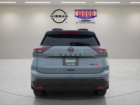Certified 2025 Nissan Rogue SV AWD/4WD image 3