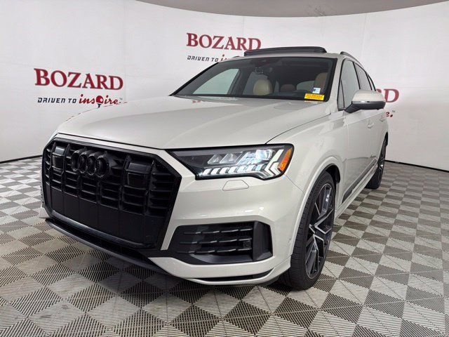 Used 2023 Audi Q7 3.0T Prestige AWD/4WD image 4