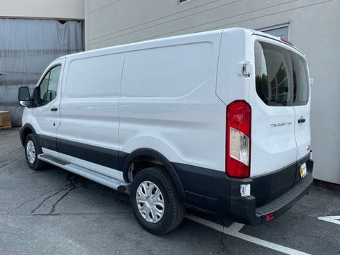 Used 2025 Ford Transit 250 Low Roof w/ Exterior Upgrade Package RWD image 3