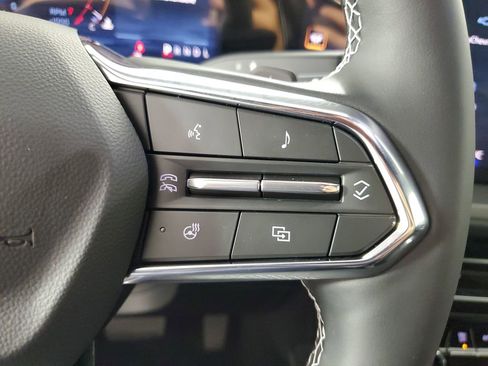 New 2026 Chevrolet Traverse LT w/ Midnight/Sport Edition FWD image 24