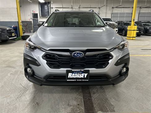 Certified 2025 Subaru Crosstrek 2.0i Premium image 3