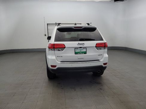 Used 2018 Jeep Grand Cherokee Limited image 6