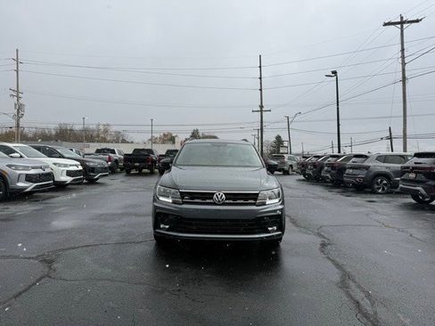 Used 2021 Volkswagen Tiguan SE R-Line image 6