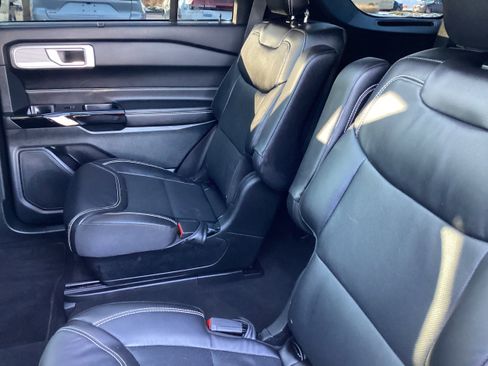 Used 2024 Ford Explorer ST w/ Equipment Group 401A image 13