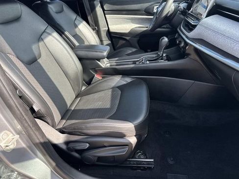 Used 2024 Jeep Compass Latitude image 8