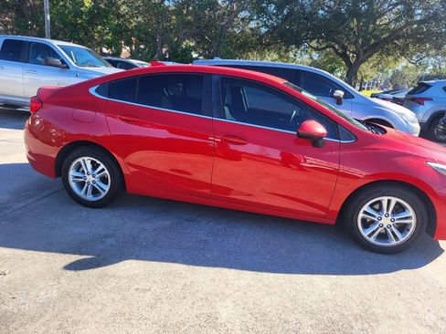 Used 2018 Chevrolet Cruze LT w/ LT Fleet Convenience Package FWD image 24