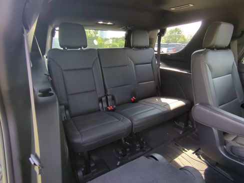 Used 2021 Chevrolet Tahoe Z71 AWD/4WD image 10