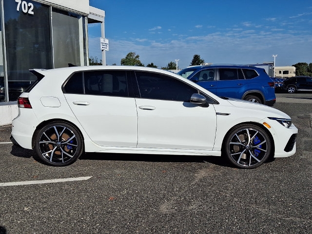 Used 2024 Volkswagen Golf R AWD/4WD image 7