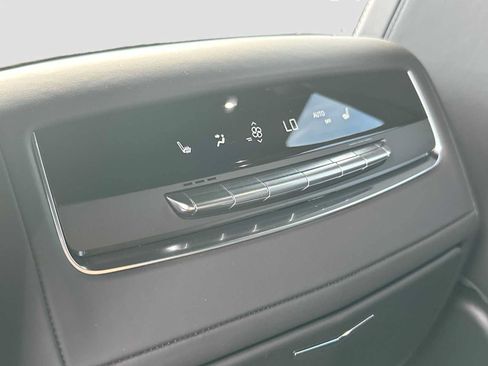 Used 2026 Cadillac Escalade Platinum Sport w/ LPO, ONYX Package AWD/4WD image 28