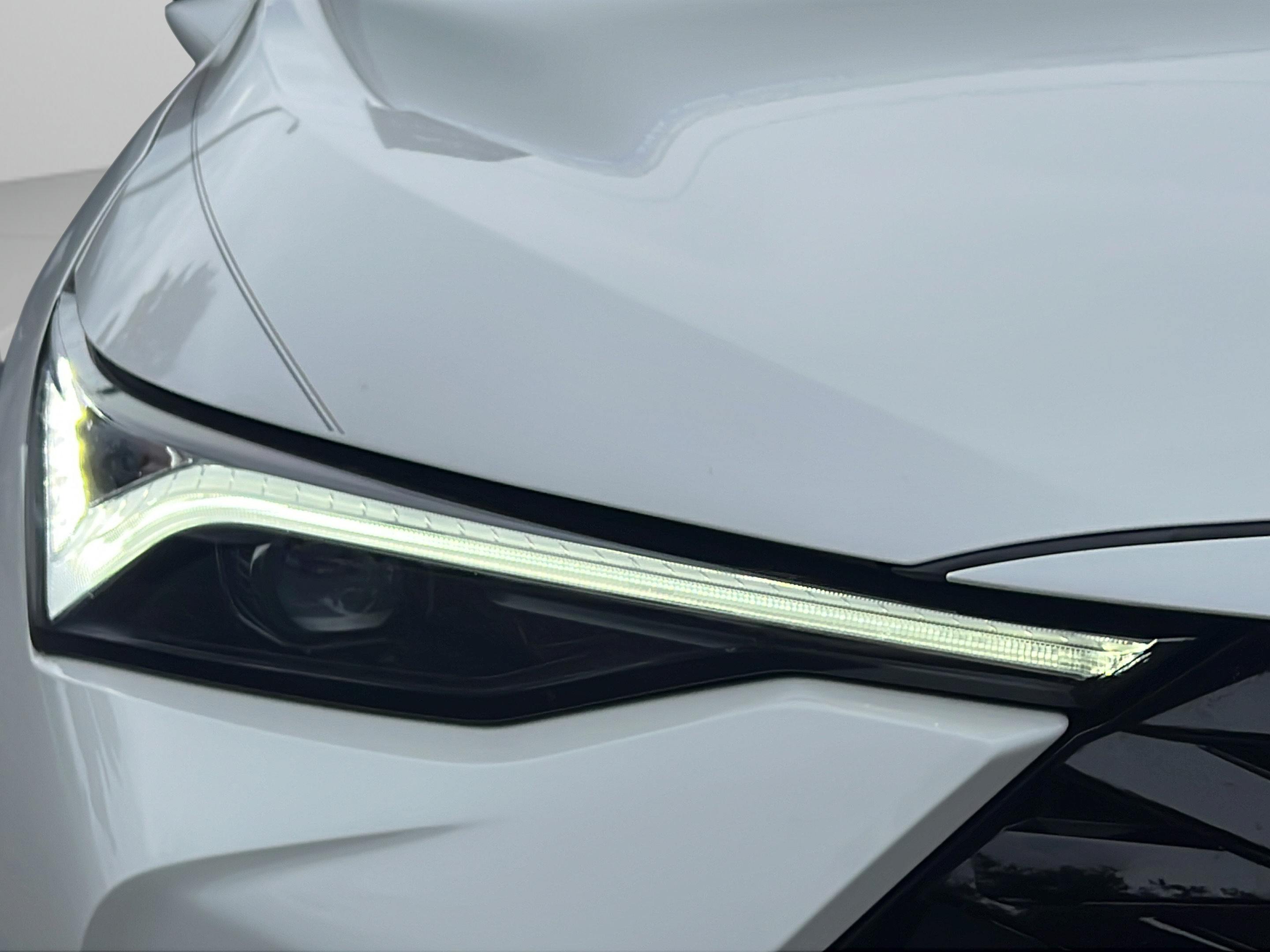 Used 2025 Acura ADX A-Spec FWD image 9