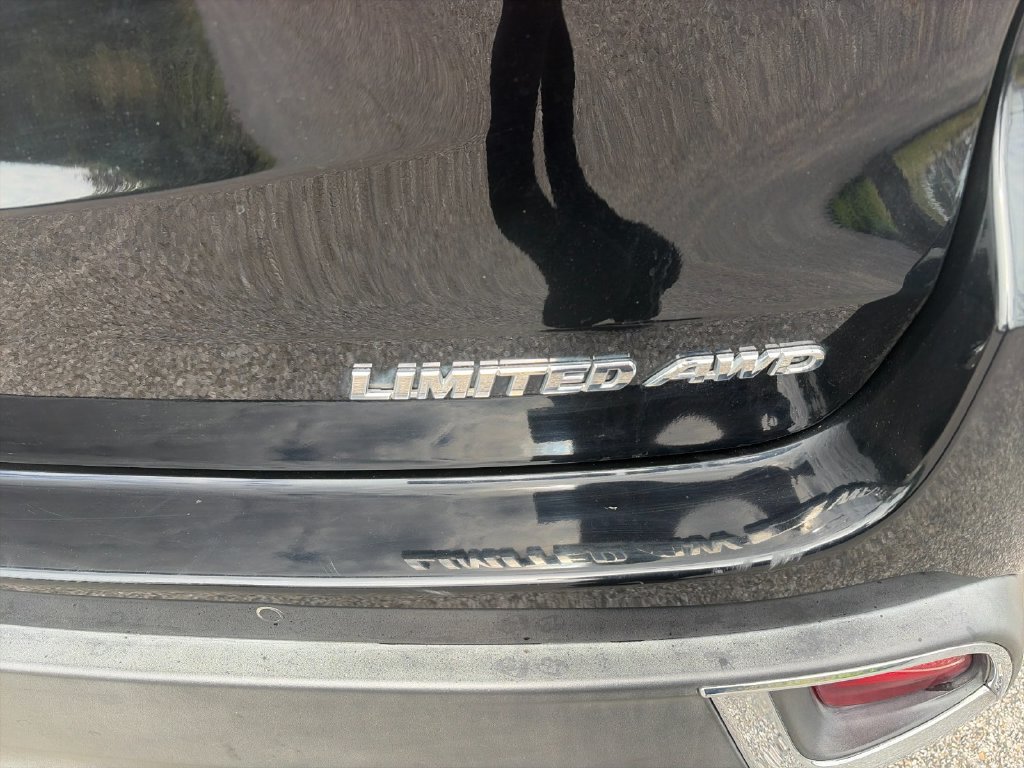 Used 2019 Toyota Highlander Limited Platinum AWD/4WD image 35