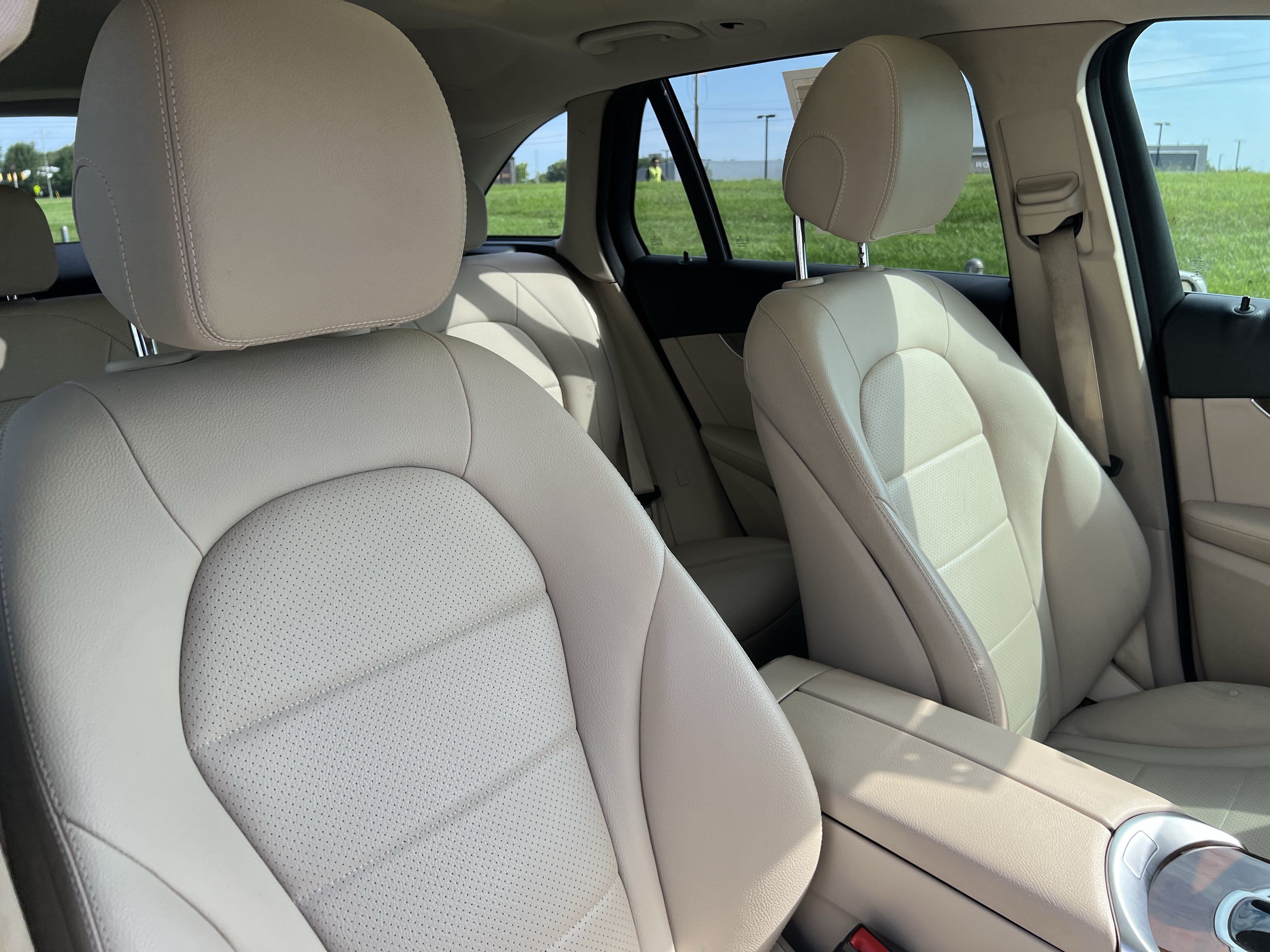 Used 2019 Mercedes-Benz GLC 300 image 35