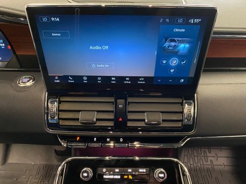 Certified 2023 Lincoln Navigator L Reserve image 23