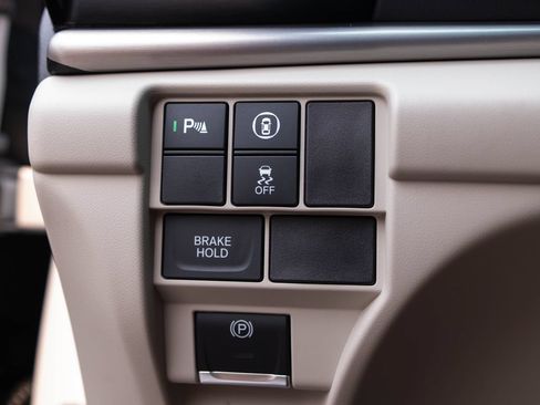 Certified 2025 Acura RDX SH-AWD w/ Technology Package image 32