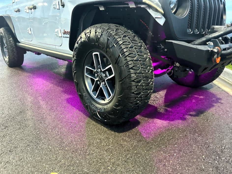 Used 2021 Jeep Gladiator Mojave w/ Cold Weather Group AWD/4WD image 42