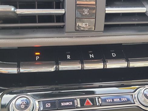 Certified 2022 Lincoln Corsair FWD image 21
