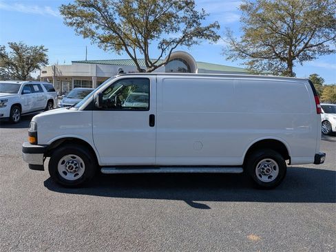 Used 2024 GMC Savana 2500 w/ Driver Convenience Package image 7