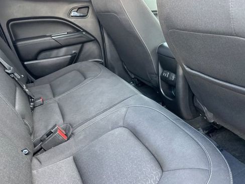 Used 2018 GMC Canyon SLE w/ SLE Convenience Package image 18