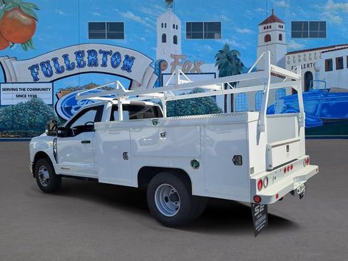 New 2024 Ford F350 XLT RWD image 3