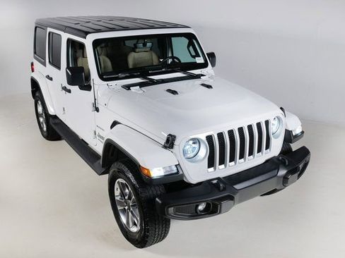 Used 2021 Jeep Wrangler Unlimited Sahara image 25
