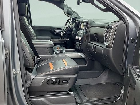 Used 2021 GMC Sierra 1500 AT4 w/ AT4 Premium Package AWD/4WD image 10