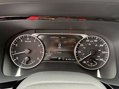 New 2026 Nissan Pathfinder SV w/ SV Premium Package FWD image 12